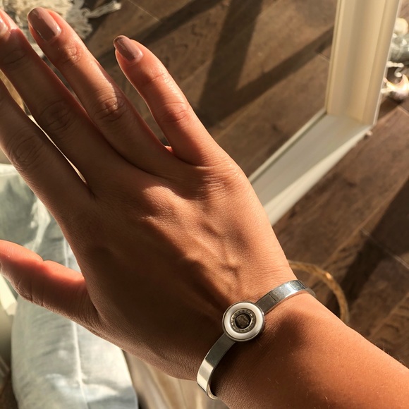 Bracelets - Picture 3 of 3